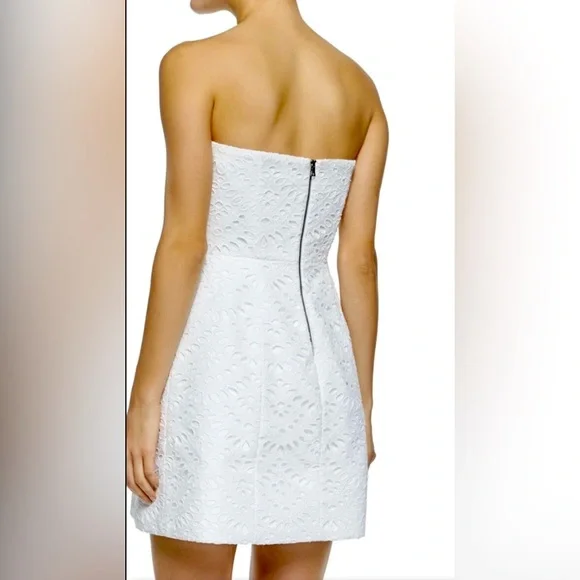 Alice + Olivia White Strapless Fit & Flare Eyelet Lace Mini Dress - Picture 2 of 13